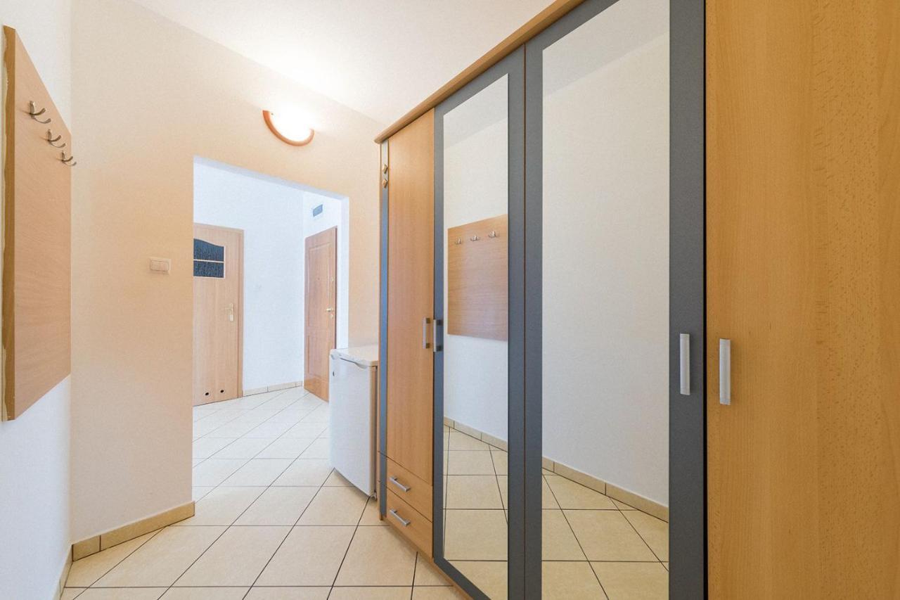 Apartament Dana Piekna Plaza Wydmy Las 우스트카 외부 사진